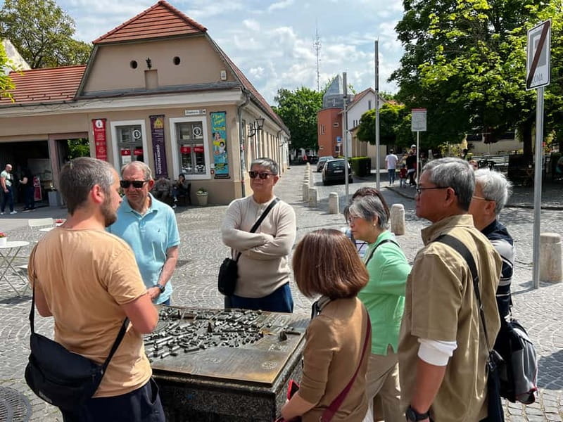 From Budapest: Szentendre Day Trip with Street Food - What the architecture tells you