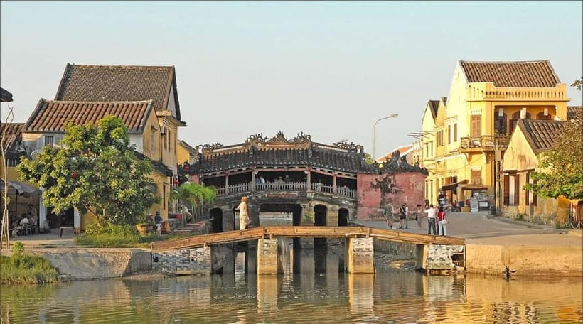 From Da Nang: Hoi An Old Town Tour, Night Market & Boat Ride - Phuc Kien Assembly Hall and the story of ancestor worship