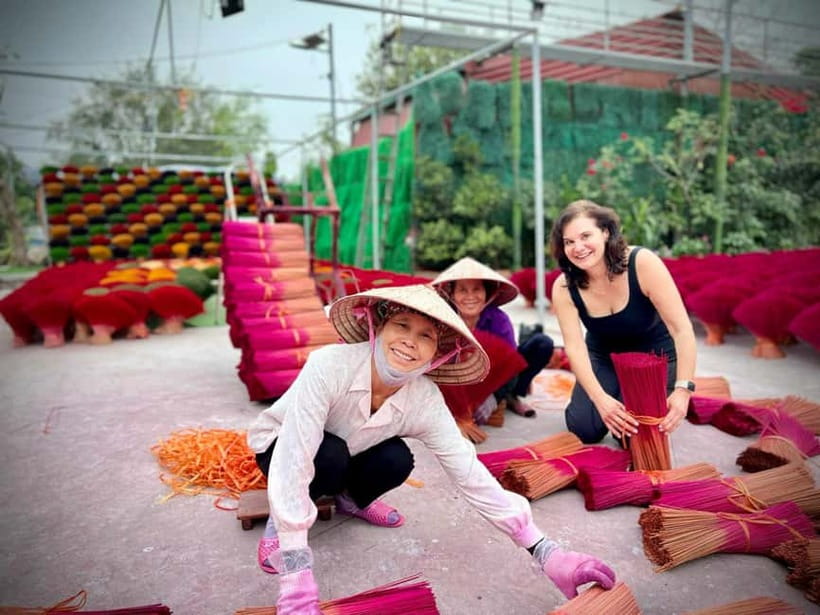 From Hanoi:Train Street,Old Quarter Street-Food Walking Tour - An evening that starts with Hanoi on a plate