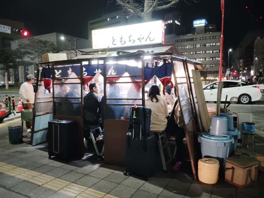 Fukuoka: Nakasu Food Stall Private Guided Tour with Tastings - Local atmosphere, with a few limits