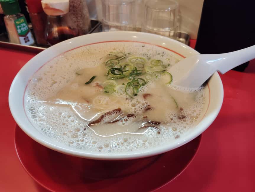 Fukuoka: Nakasu Food Stall Private Guided Tour with Tastings - Who should book this Nakasu food tour?
