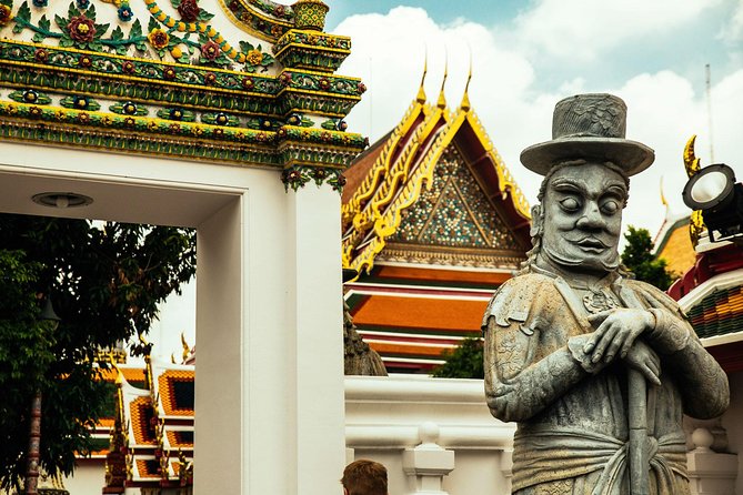 Full Day Bangkok PRIVATE City Tour With Locals - Wat Trimit & Wat Pho tickets - Tuk-tuk streets and the Golden Mount