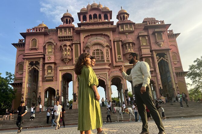 Full-Day Jaipur City Tour with Guide - Royal Gaitor offers a quieter pause