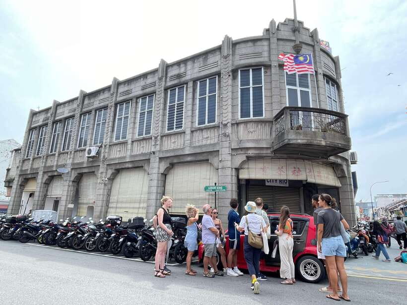 George Town: Heritage Walking Tour with Street Food Tasting - St. George’s Church and the city’s layered faiths