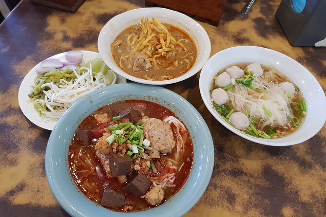 Go where the locals go, Eat what the locals eat! Food Tour with Local Foodies - What you may eat, and how much