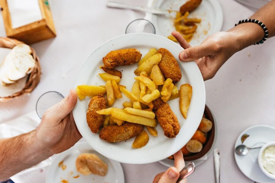 Gran Canaria: The Red Canyon Tour with Local Food Tasting - Santa Lucía: village life, tasting, and lunch