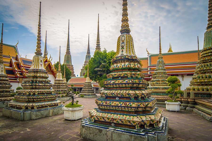 Grand Palace, Wat Pho, and Wat Arun: Guided Tour in Spanish - Who Should Book This Spanish-Guided Tour?