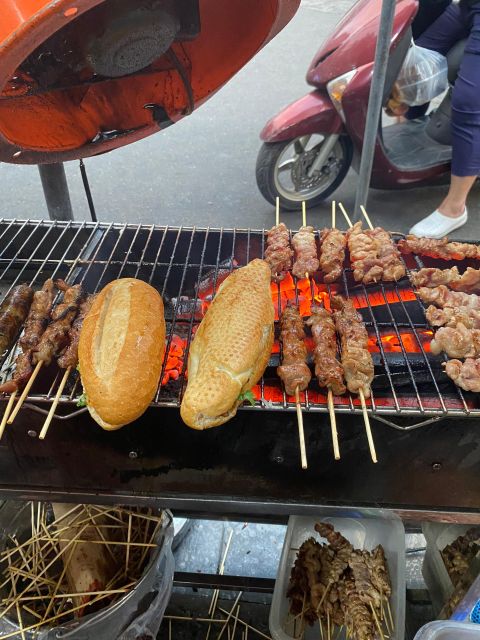 Ha Noi Street food Tour with Train street - Banh cuon slows the pace