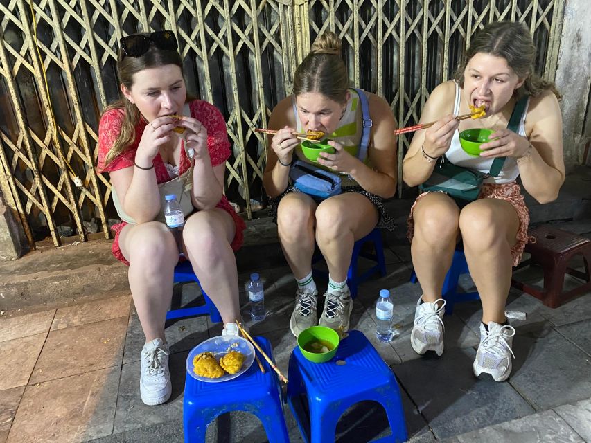 Ha Noi Street food Tour with Train street - Train Street and egg coffee close the walk