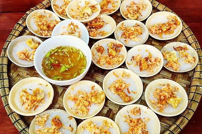 Half-Day Guided Street Food Walking Tour at Hue - The main bowl: bún bò Huế