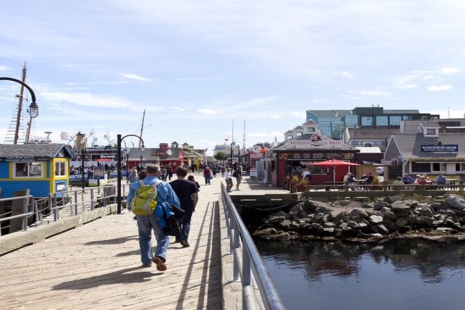 Halifax Harbourfront Small Group Food Walking Tour - The Maritime Museum and the lobster roll