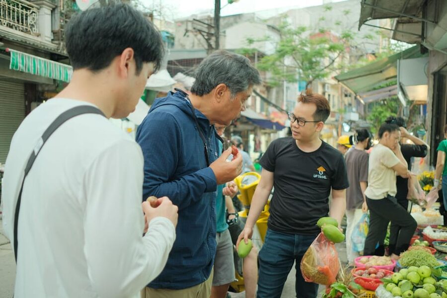Hanoi: Authentic Old Quarter Street Food Walking Tour - Should you book the Hanoi Old Quarter food walk?