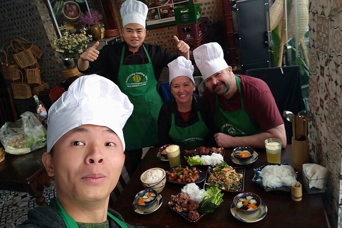 Hanoi Cooking Class: Local Market, Local Food & Local Restaurant. - Morning or afternoon: which class works better?