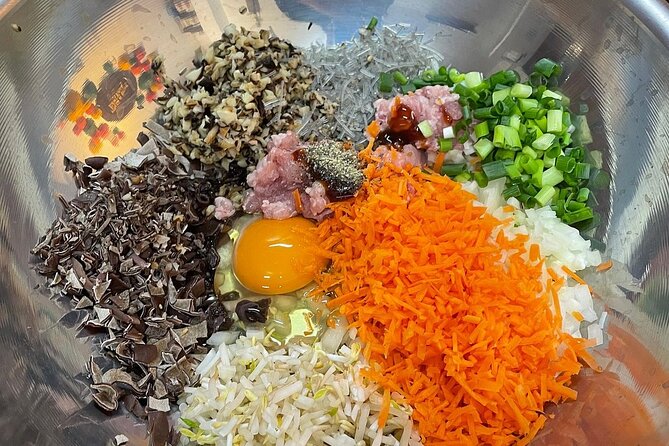 Hanoi Cooking Class: Pho/Bun Cha/Banh Xeo...+Free Egg/Salt Coffee - What makes the guides important