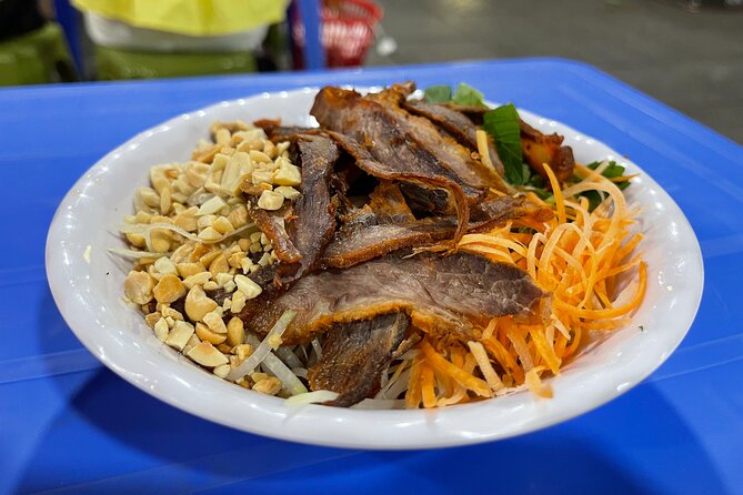 Hanoi Food and Fun - Street food walking tour - Hoan Kiem Lake and the city center