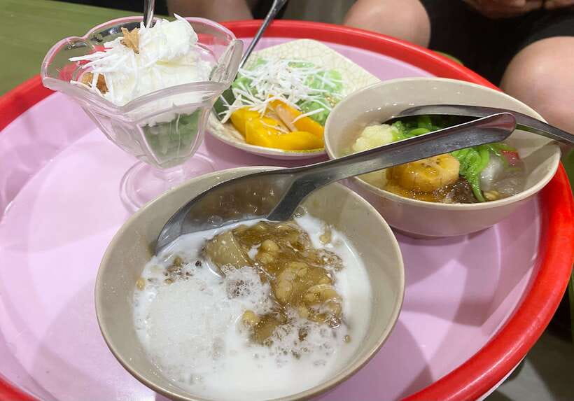 Hanoi: Guided Street Food Tour with Train Street Experience - Should you book the Hanoi street food and Train Street tour?