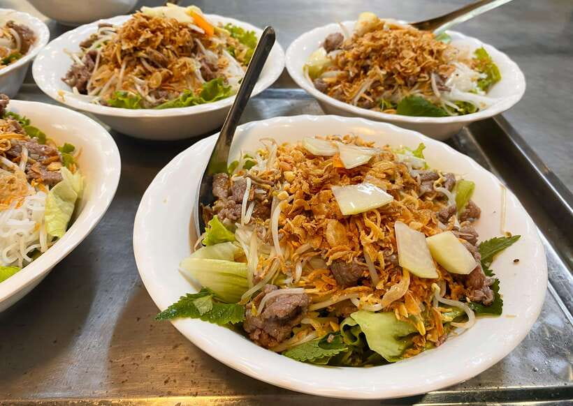Hanoi: Guided Street Food Tour with Train Street Experience - Starting near Cafe Dinh and walking into local food culture