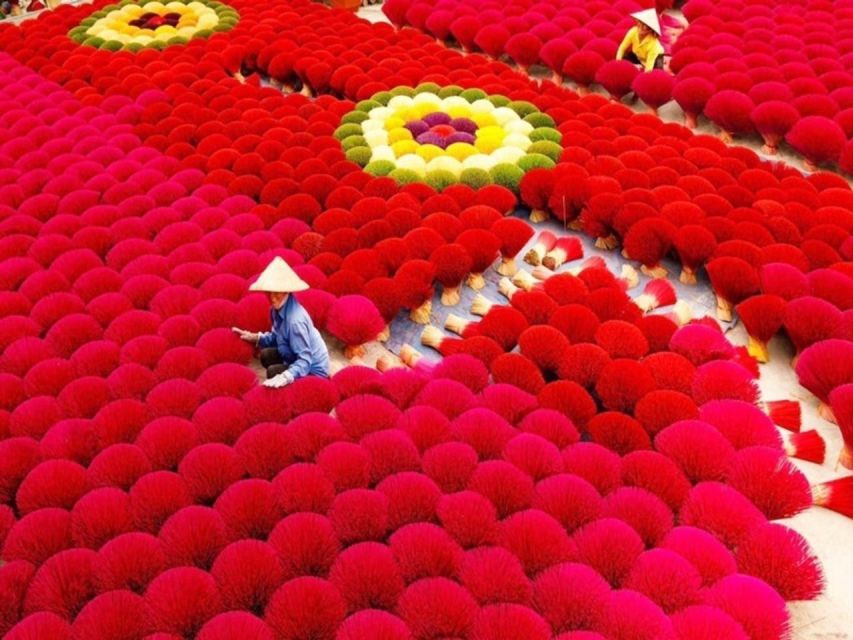 Hanoi: Incense Village, Conical Hat, & Street Food Tour - Half-day or full-day: choose by your appetite