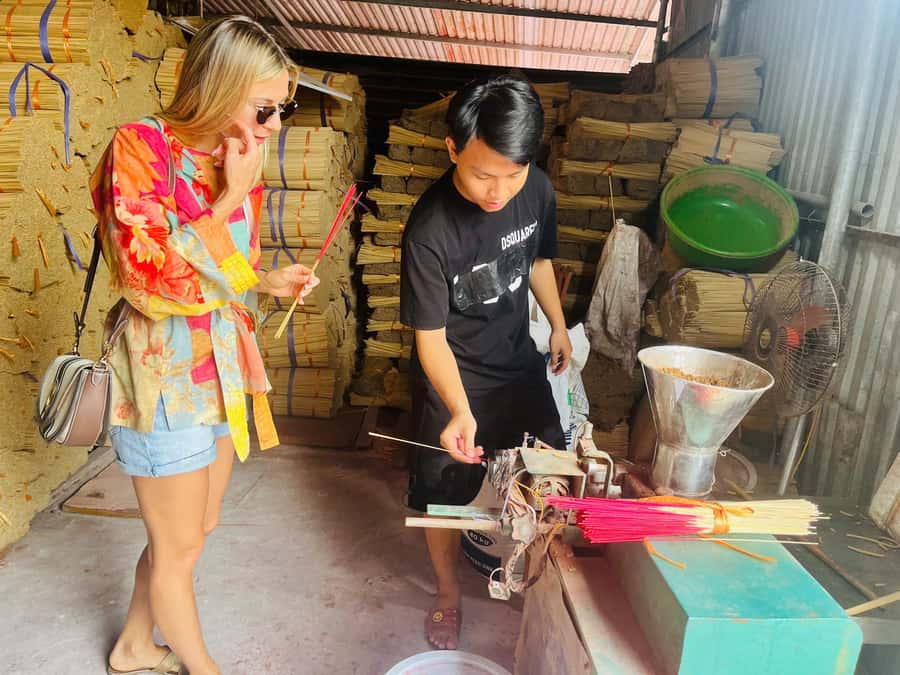 Hanoi: Incense Village, Conical Hat, & Street Food Tour - Hanoi street food after the villages