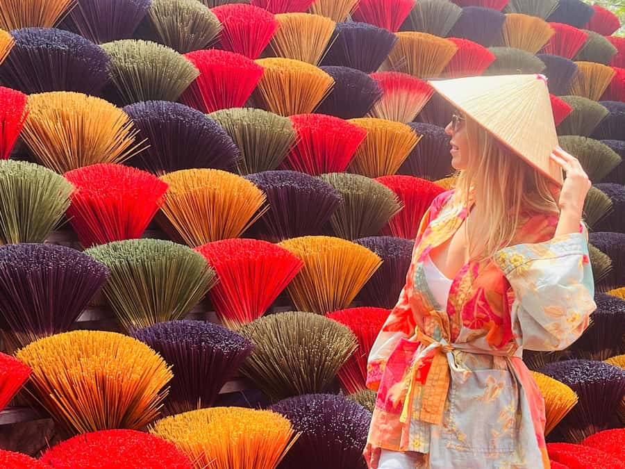 Hanoi: Incense Village, Conical Hat & Street Food Tour - Chuong village and the making of a conical hat