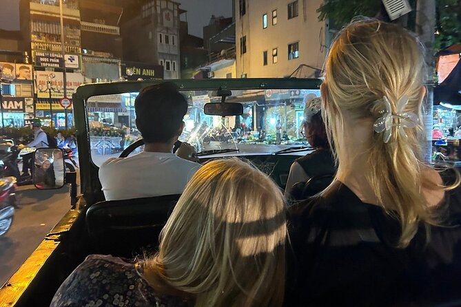 Hanoi Jeep Tour Sightseeing Include Street Food and Train Street - Hanoi street food in the Old Quarter