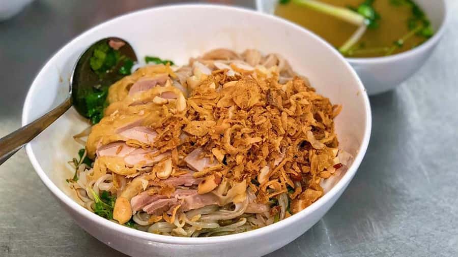 Hanoi: Michelin Guide Street Food Tour with Spa Experience - Is $30 good value in Hanoi?