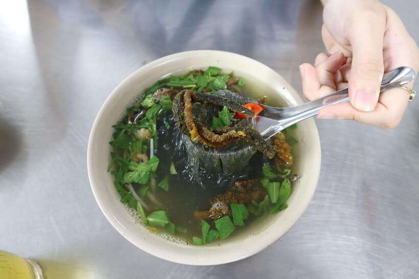 Hanoi: Michelin Guide Street Food Walking Tour - What the $19 price really covers
