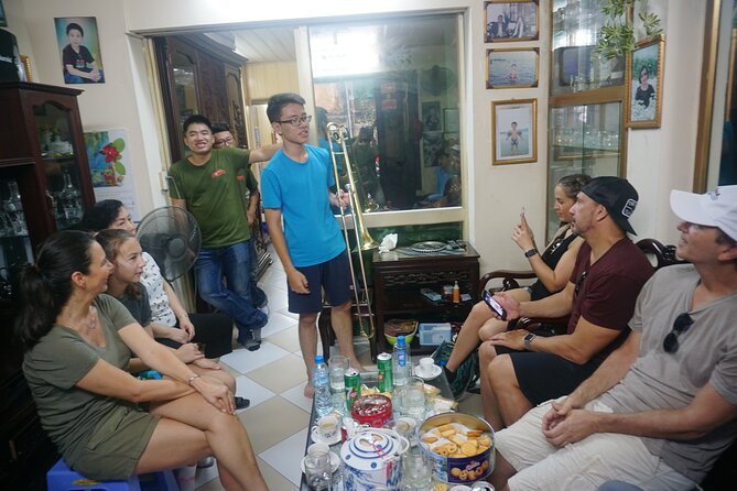 Hanoi Michelin Star Street Food Walking Tour & Train-Street - Finishing at Hanoi Train Street