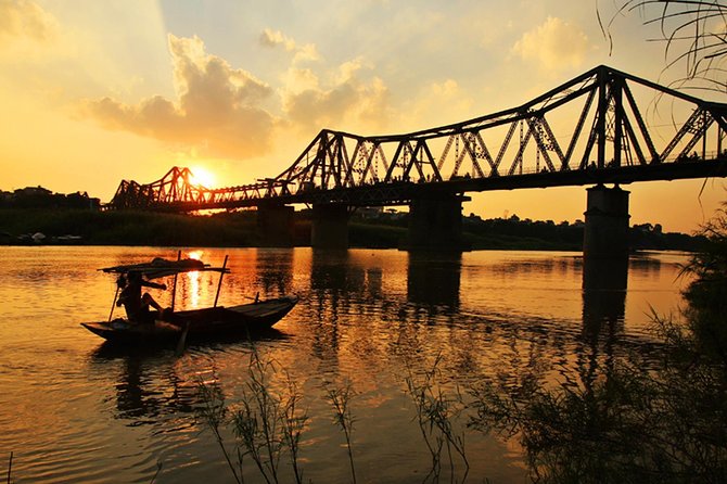 Hanoi Night Lights and Street Food Tour - Opera House and Trang Tien ice cream