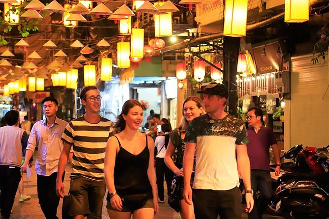 Hanoi Night Market and Street Food Tour - Why the guide can make or break the experience