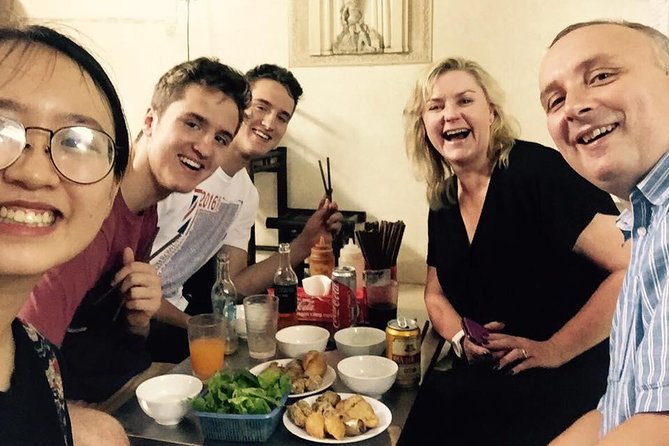 Hanoi Nightlife Street Food Tour with Small group - Key points to know before you book