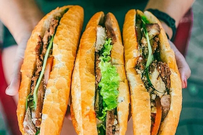 Hanoi Old Quarter Street Food tour with 12 plus tastings - Stop 5: Sweet and savory banh ran