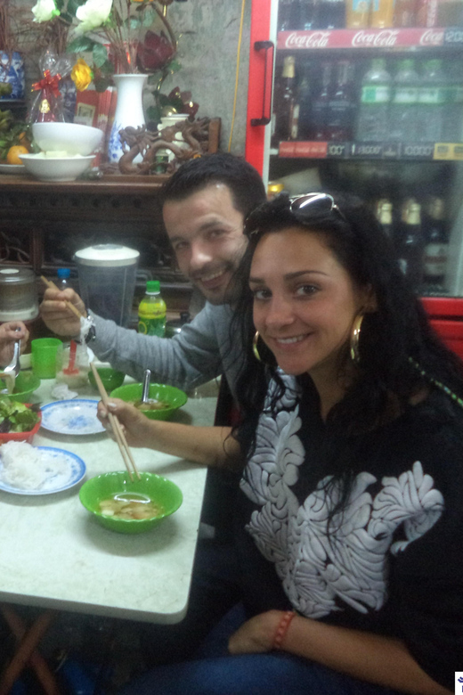 Hanoi: Old Quarter Street Food Walking Tour with 10 Tastings - The walking pace and practical comfort