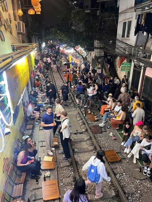 Hanoi: Old Quarter Street Food Walking Tour with Guide - Starting opposite the big bank in Hanoi’s Old Quarter