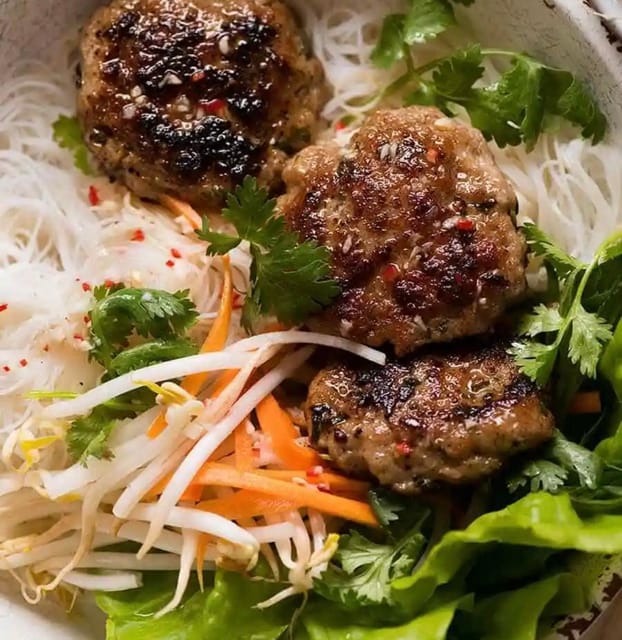 Hanoi: Private Tour of Vietnamese Street Food - Booking value and cancellation flexibility