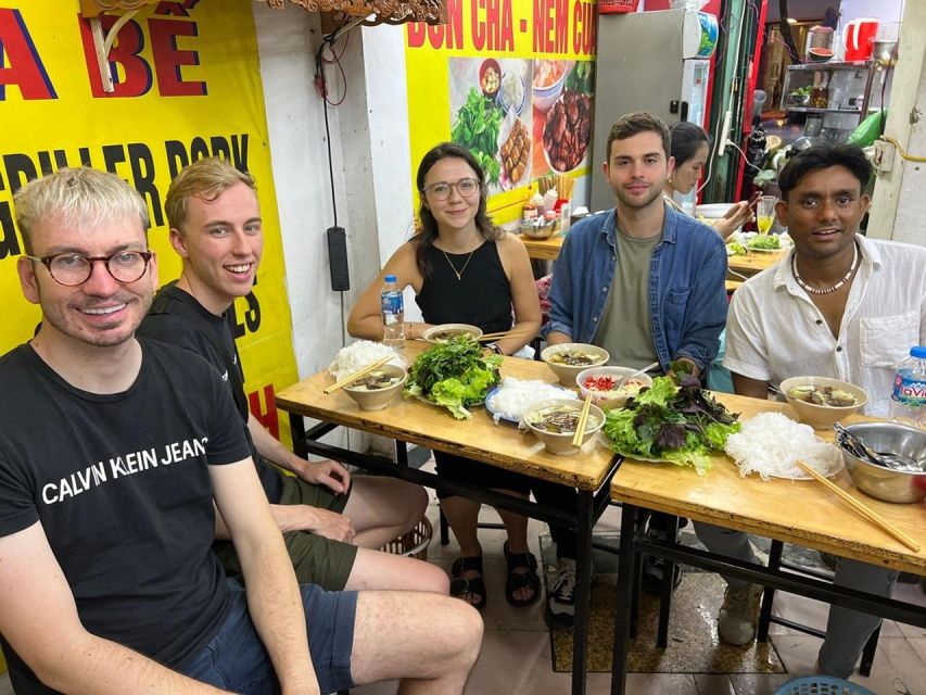 Hanoi: Small-group Street Food and Walking Tour - Six to eight stops, with food as the main event