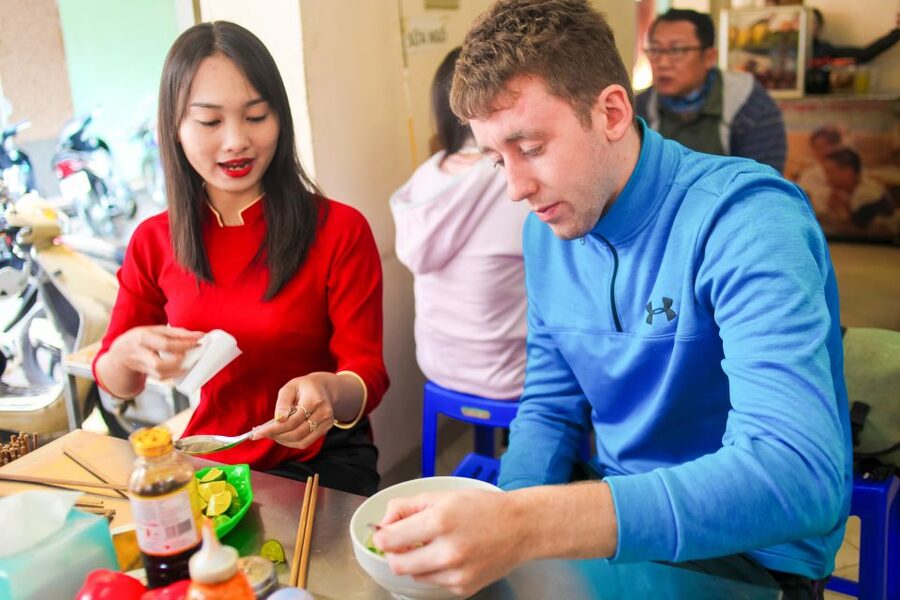 Hanoi: Small-Group Street Food Walking Tour - What $15 really gets you