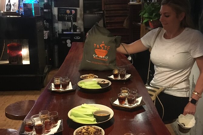 Hanoi Street Eats And Bites - More foods than a standard dinner