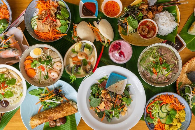 Hanoi Street Eats Evening Small Group Tour - Why this Hanoi food walk works so well