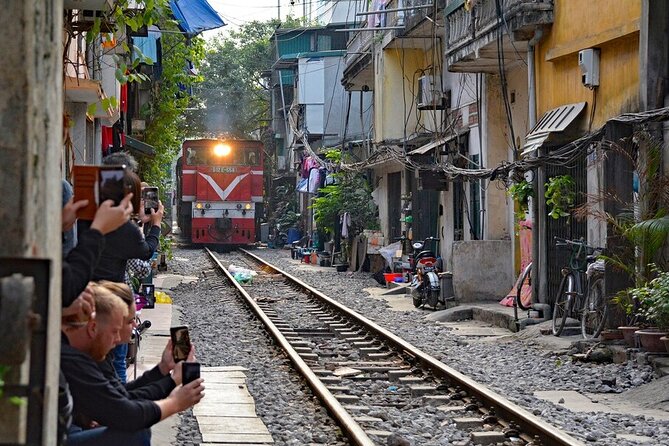 Hanoi Street Food Adventure: Train Street & Local Delights - Why this Hanoi tour works
