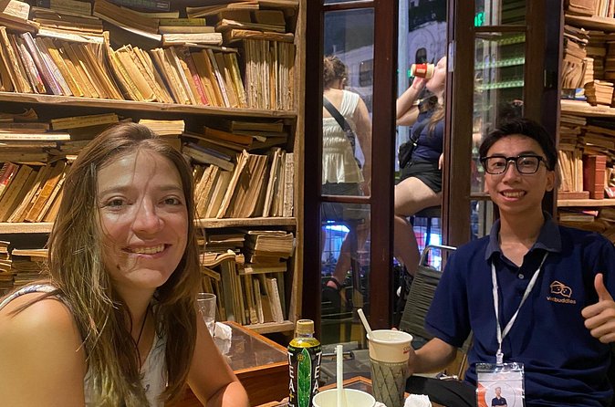 Hanoi Street Food Experience - What the guides add to the meal