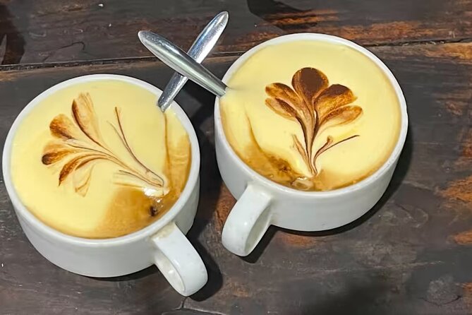 Hanoi Street Food Tour Taste 6 Local Dishes and Drinks - Meeting at 5 pm on Luong Ngoc Quyen Street