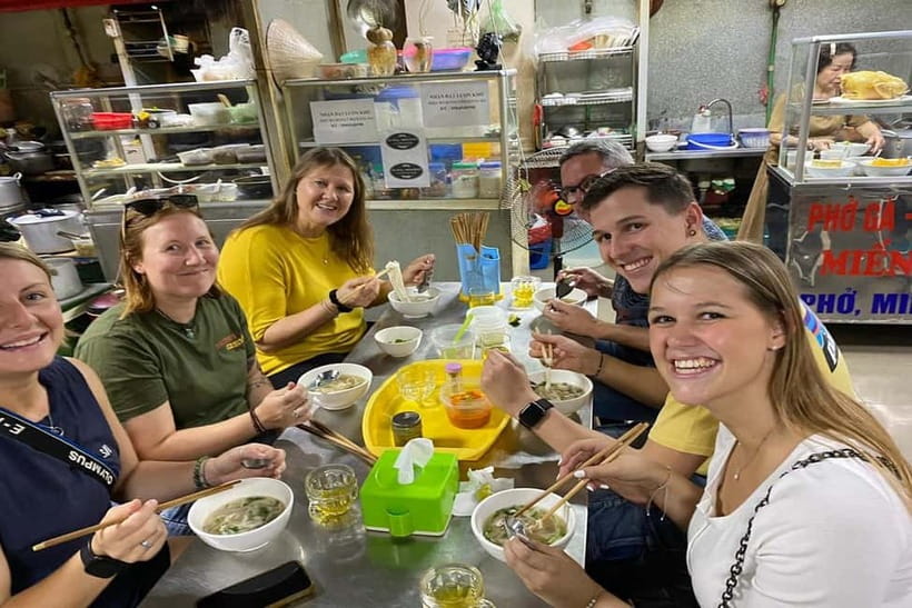 Hanoi: Street Food Tour with Train Street & Hidden Alleyways - Vegetarian requests and food concerns