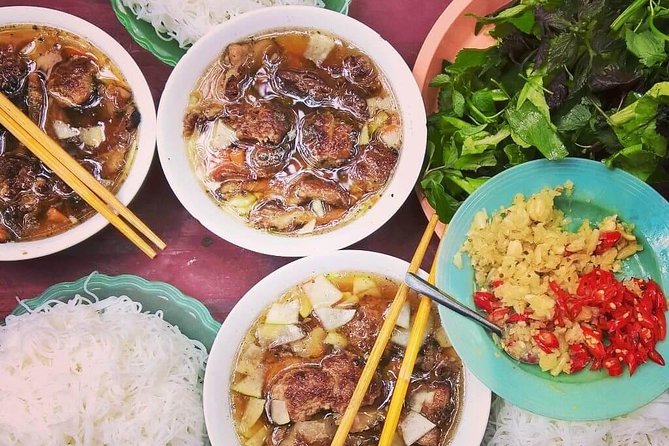 Hanoi Street Food Tour with Train Street Visit - Should you book the Hanoi food and Train Street tour?