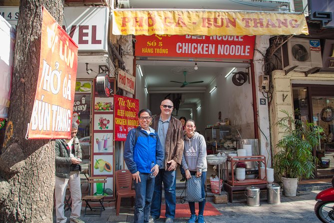 Hanoi Street Food Walking Tour and Water Puppet Show - Tasting Hanoi one dish at a time