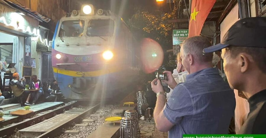 Hanoi Train Street +Best Street Food eating in old quarter - What $27 buys you in practical terms