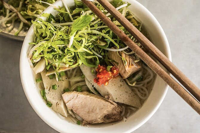 Hanoi Vegan Street Food Tour and Train Street - Train Street: the tour’s visual finale