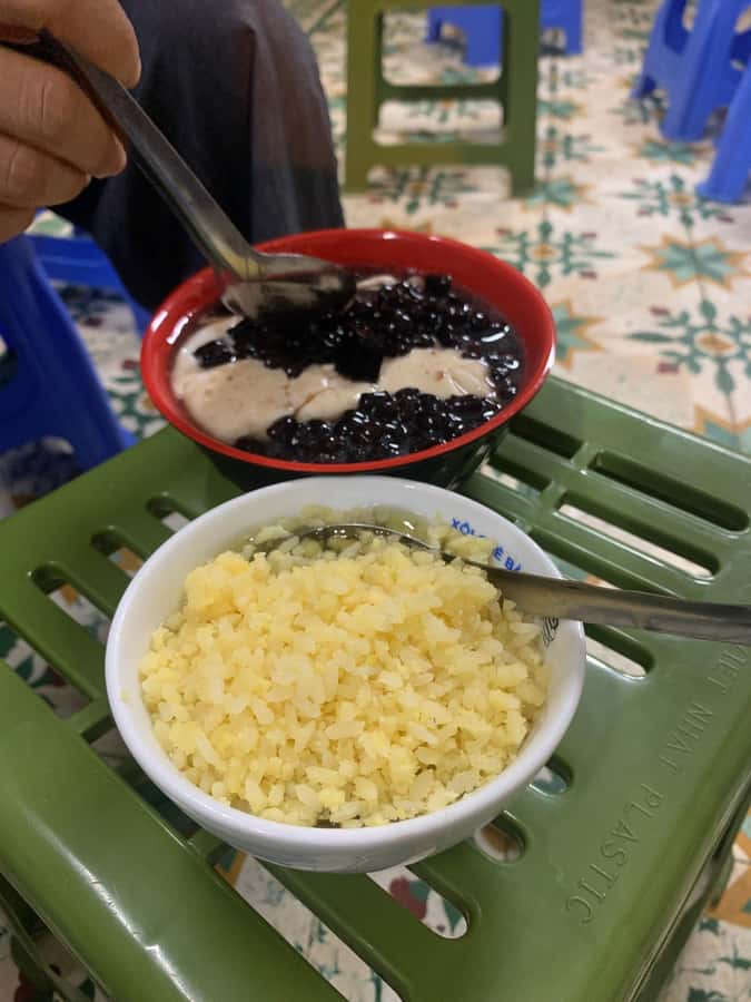 Hanoi Vegan Street Food & Train Street Tour - Guides Make the Difference