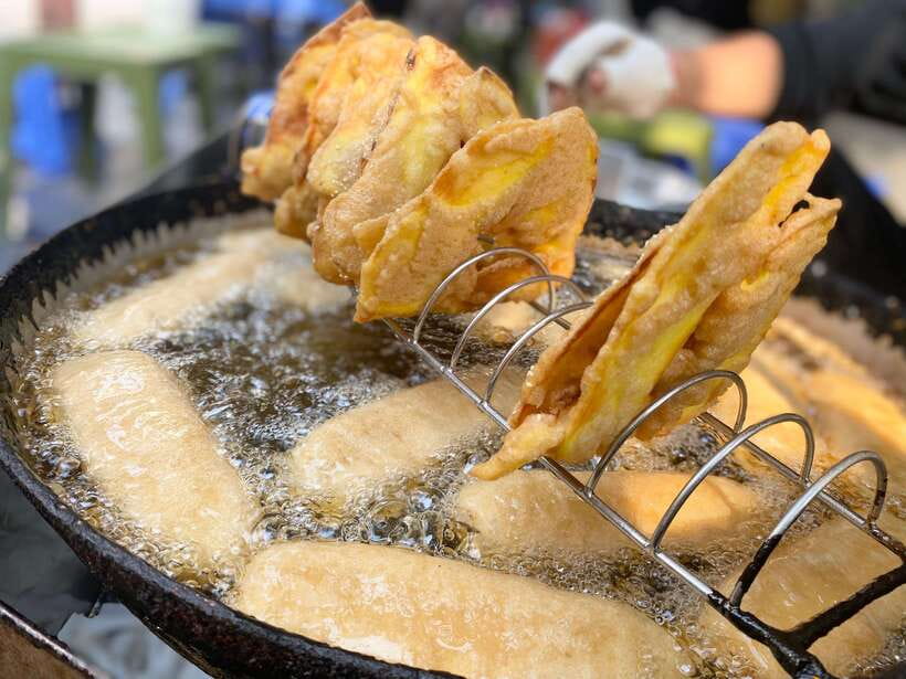 Hanoi: Vietnamese Street Food Tour with Egg Coffee - Food stops that feel part of daily Hanoi