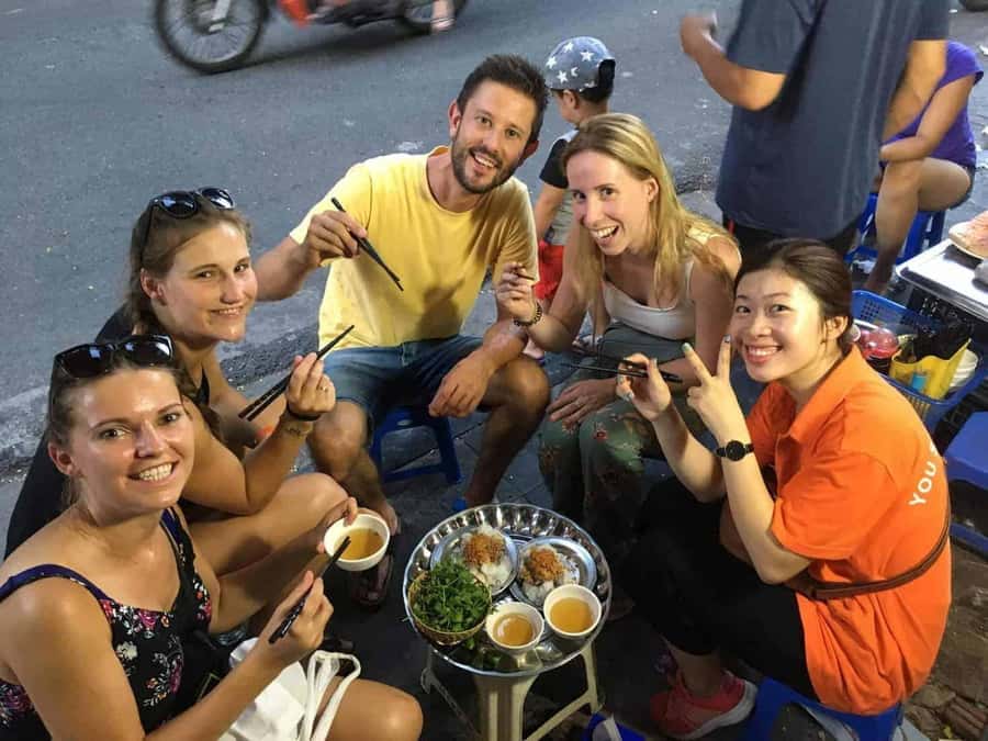 Hanoi: Vietnamese Street Food Tour with Local Guide - Starting near Hoan Kiem around 5:30 p.m.